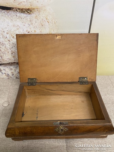 Antique inlaid wooden veneer art deco style box a34
