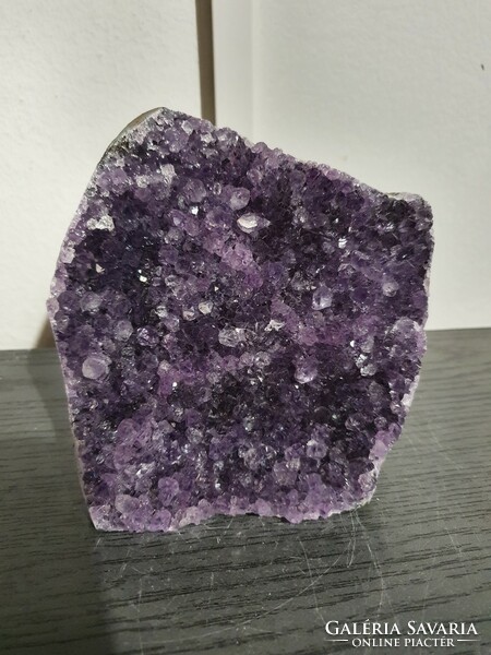 Amethyst mineral druse 1.8 kg