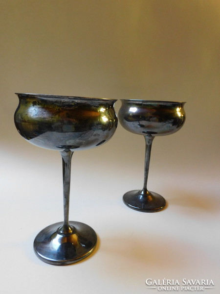 Sheridan in pairs of vintage silver-plated cups