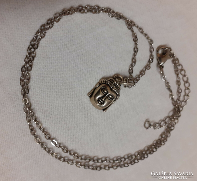 Retro silver necklace in nice condition with Buddha head pendant