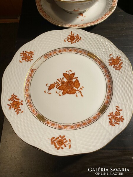 Herend appony pattern dessert plates. Travel guide