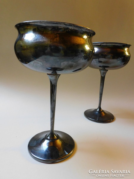 Sheridan in pairs of vintage silver-plated cups