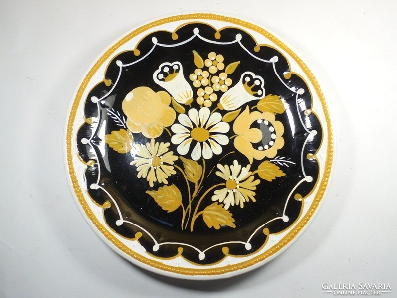 Old retro hand-painted wall plate hanging plate - granite Kispest cs.K.Gy - 24.3 cm diameter