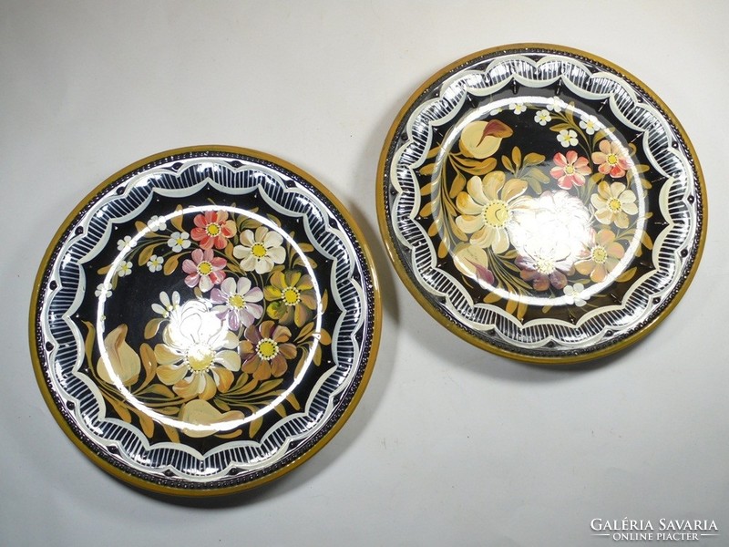 Retro régi kézzel festett akasztható fali tányér  tál 2 db - GRÁNIT Kispest CS.K.GY - 20 cm átmérő