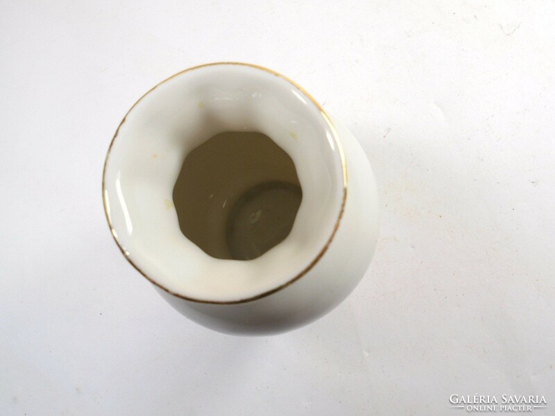 Porcelain vase - German made neusfadfi sa - 10 cm high