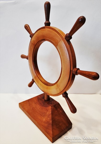 Demanding wooden ship's rudder model ornament (sailing, sailing, sailing...)