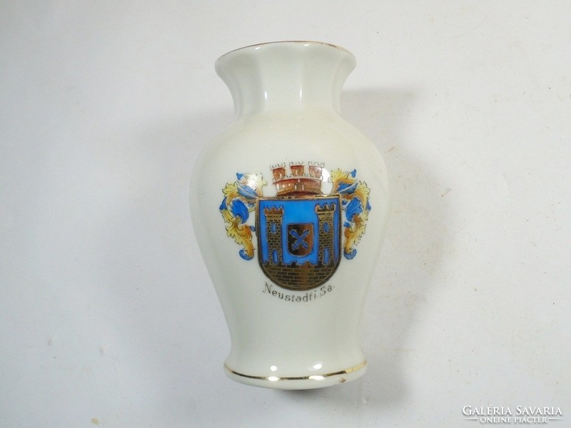 Porcelain vase - German made neusfadfi sa - 10 cm high