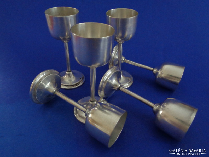 Horthy silver cup set