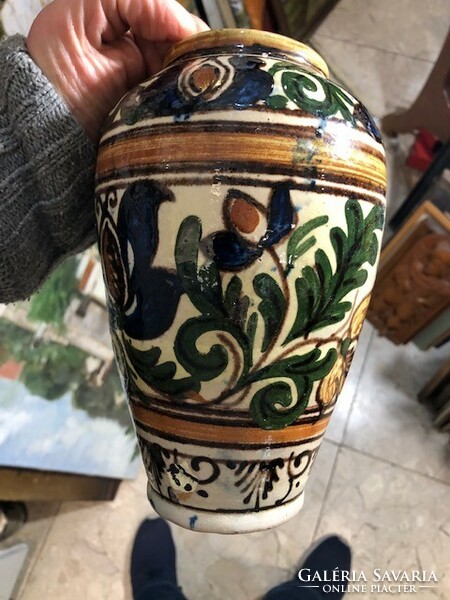Korondi kerámia váza, szignált, 24 cm magas, hibátlan állapotban.
