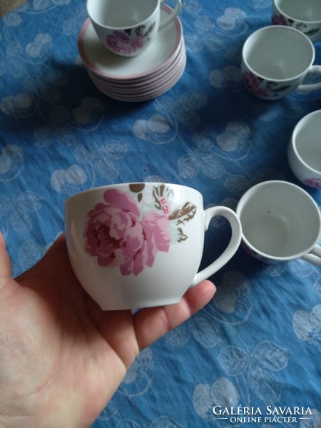 8 Personal porcelain tea set, negotiable