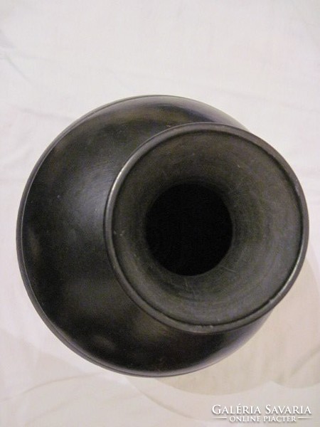 Fekete kerámia öblös váza 24cm