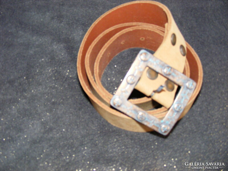 Leather belt, with bronze buckle, size 90, new.