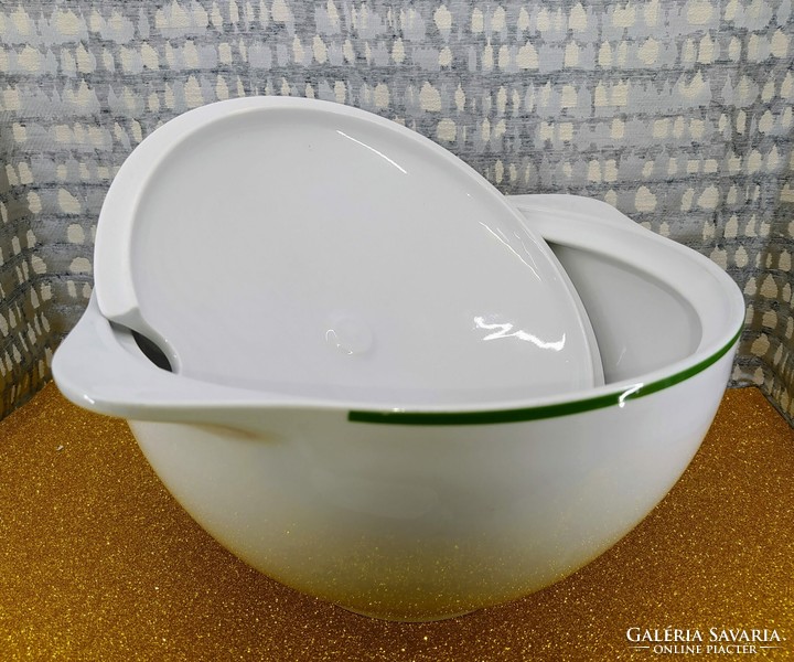 Large porcelain soup bowl (Yugoslav/Ljubljana)