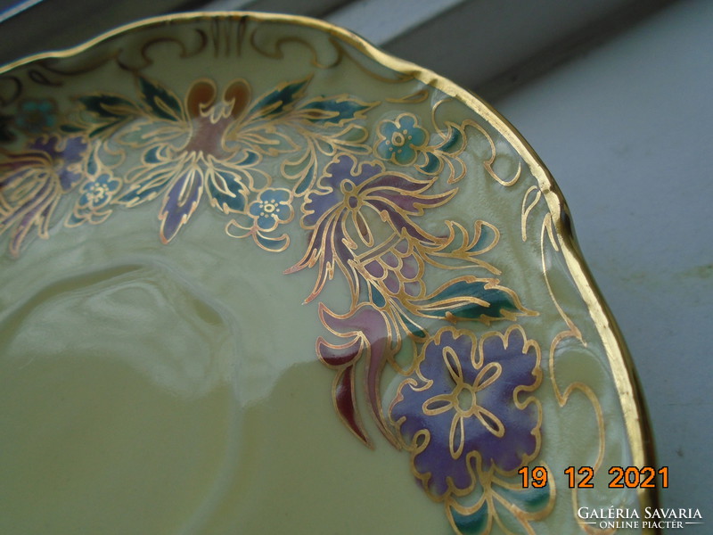 Zsolnay hand-painted gold-contoured rare flower pattern with coffee cup tray