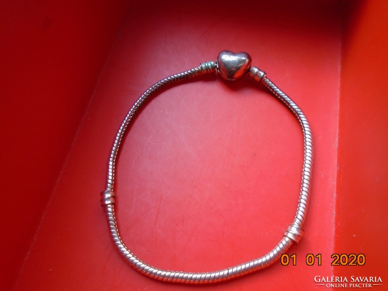 Silver-plated snake bracelet with heart