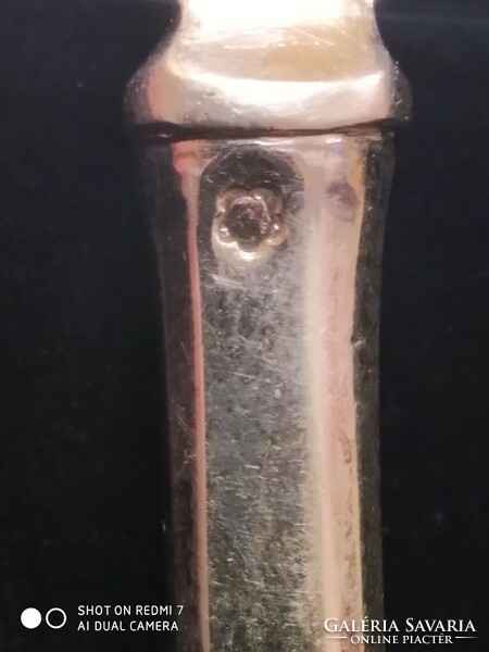 Ezüst (800 Diana) angolfazonú szinezüst vajazókés. /40,4gr./
