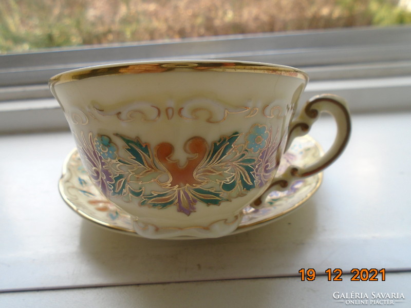 Zsolnay hand-painted gold-contoured rare flower pattern with coffee cup tray