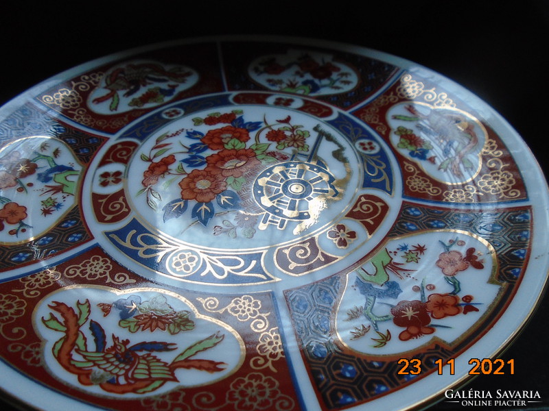 Eiwa kinsei Imari gold brocade hand-painted Japanese plate