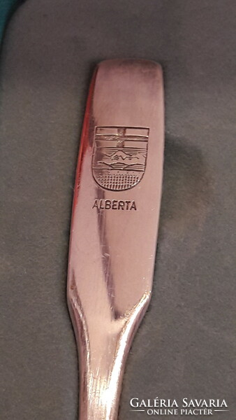 Kuriózum: kanadai ezüstözött kanál szett dobozában (L3296)