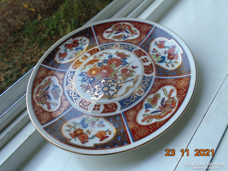 Eiwa kinsei Imari gold brocade hand-painted Japanese plate