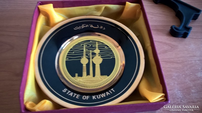 (K) nice small decorative plate made of kuwat