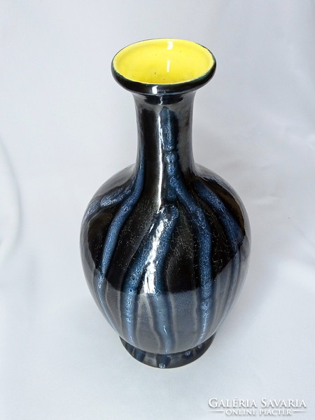 Large-sized lake head ceramic vase