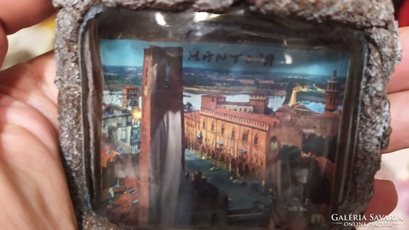 Decorative glass mantova with picture inside