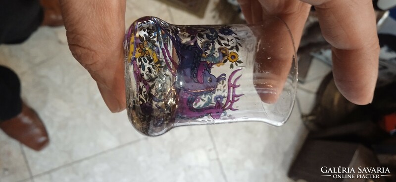 Hunter motif half glass, 6 cm in size, hand painted.