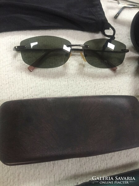 Eyeglass frames with case