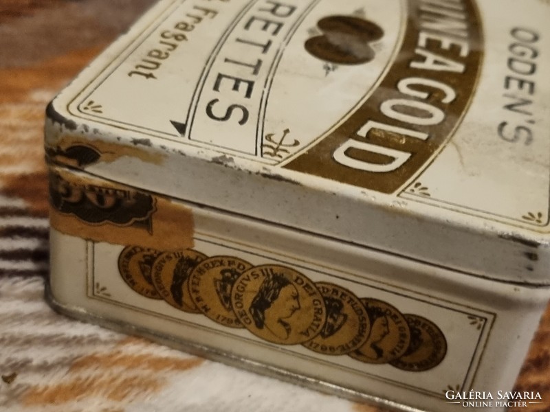 Ogden's Guinea Gold Cigaretta fém doboz