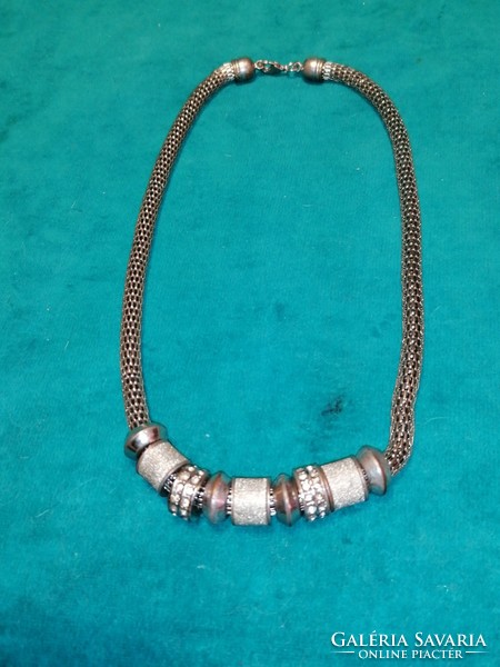 Silver necklace (632)