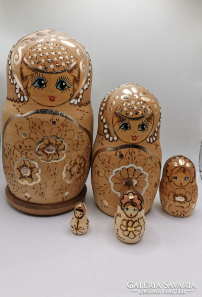 Action! Beautiful matryoshka/matryoshka