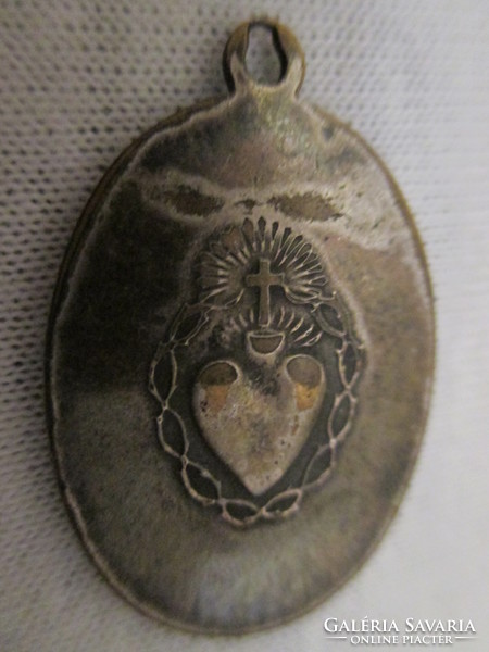 Antik Mária-medál: az ég királynője Mariazell-ből