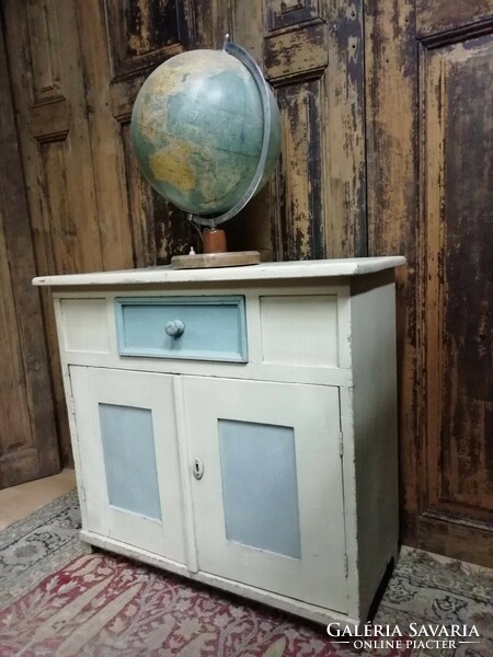 Előszoba szekrény, egy fiókkal, eredeti festéssel, tiszta fa szekrény, 20. század közepéről