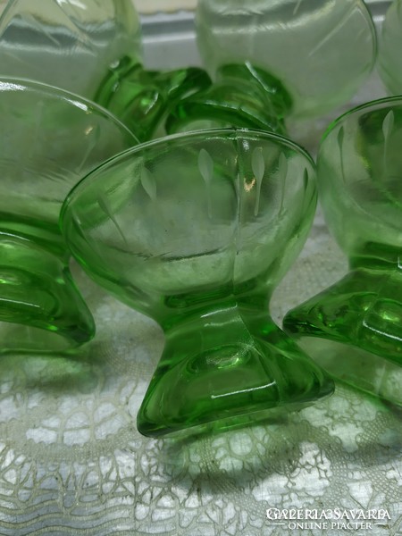 6 green, art deco liqueur glasses for sale!