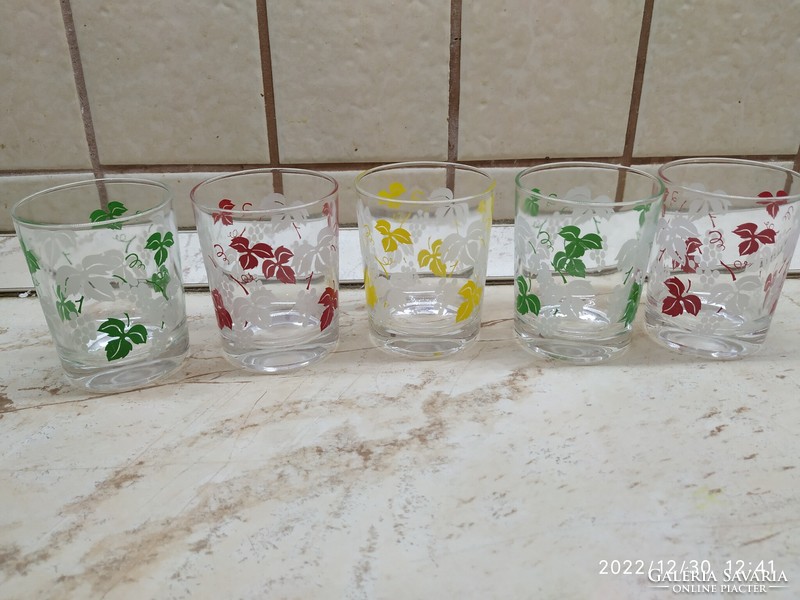 5 flower patterned wine glasses for sale!