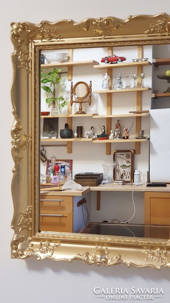 (Kk) 44 x 58 cm.-Es. Wonderful, antique, gold-colored, blonde frame, small mirror.