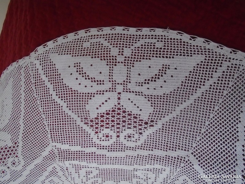 Butterfly crochet on umbrella. Diam .: 140 Cm.