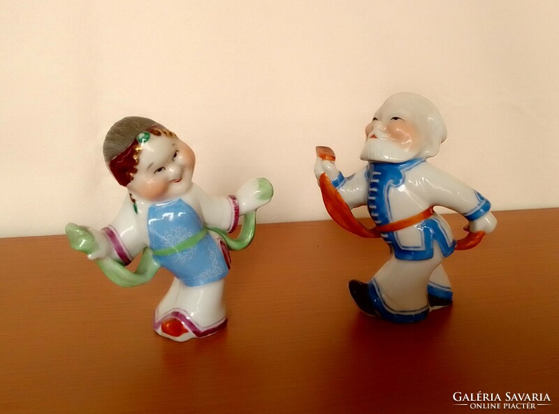 Old antique Russian ?Craftsman hand painted porcelain figure statue dancing couple folk costume rare nipp