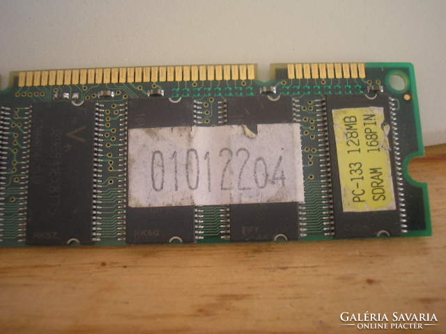 N34 MEMÓRIA  SDRAM 168 PIN PC133 128 MB  ANTIK RITKASÁG ELADÓ TESZTELÉS ALATT