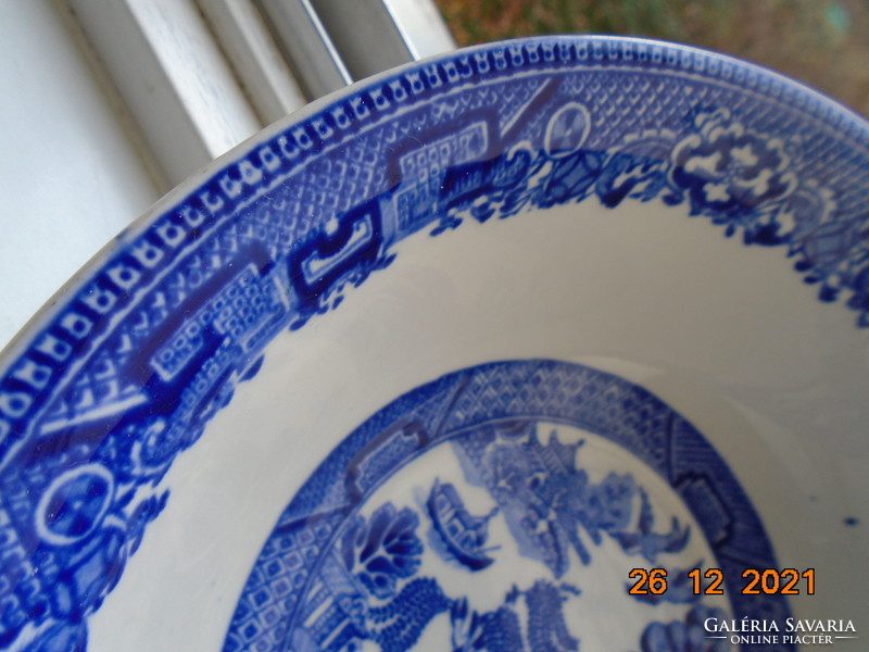 1930s Alfred meakin deep bowl with cobalt blue old willow pattern