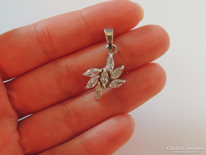 Gorgeous zirconia silver pendant