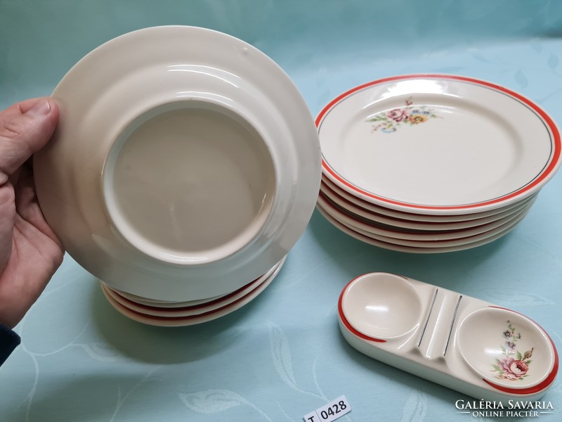 T0428 ceramic plate set and salt shaker mature