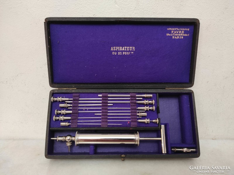 Antik fecskendő doktor orvosi eszköz tű készlet szerszám eredeti dobozában 190 6511