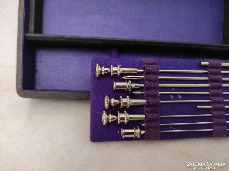 Antique syringe doctor medical device needle set tool in original box 190 6511