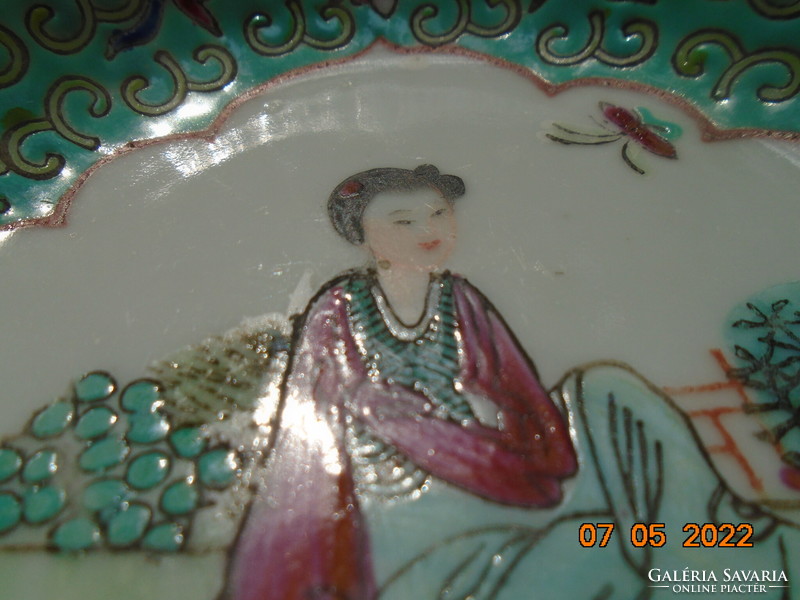 Kézzel festett,dombor zománc mintákkal Famille Rose Zhongguo Jingdezhen figurális tál