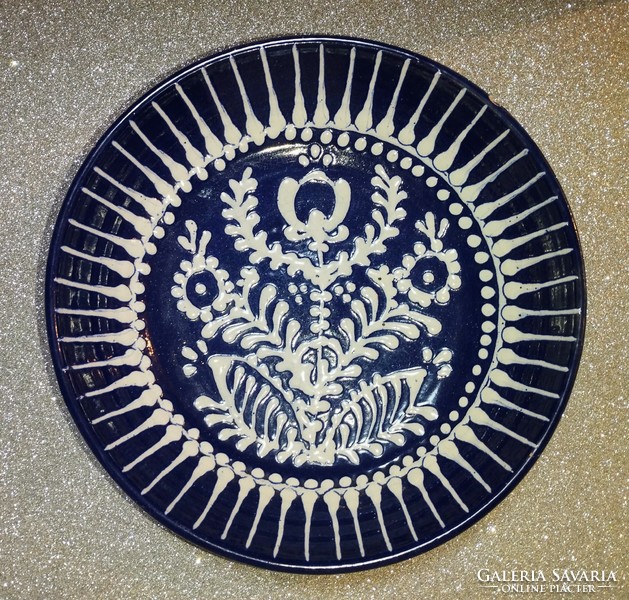 Ipv ceramic decorative plate