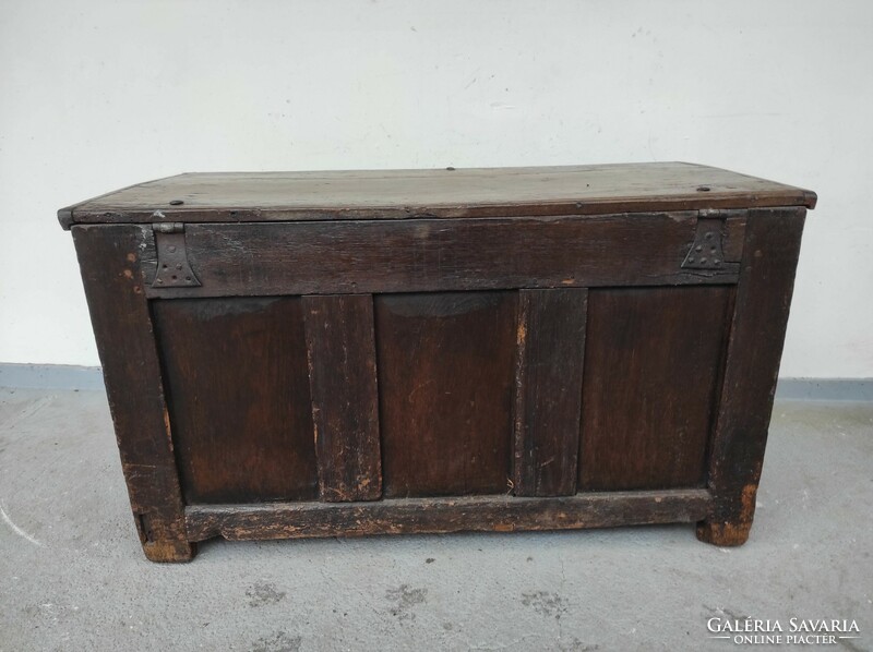 Antique Renaissance baroque furniture heavy hardwood wooden chest with key 18th - 19th century 617