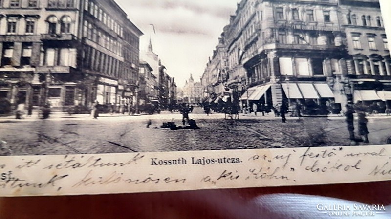 Budapest, Kossuth Lajos utca, Neumann úr és fiú ruhák üzlettel 1902-ben.    96.