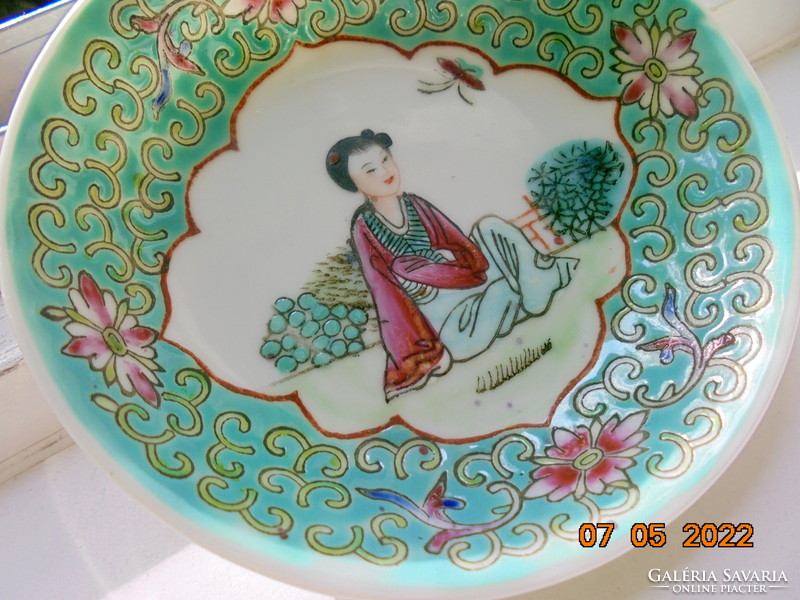 Hand-painted, convex enamel pattern famille rose zhongguo jingdezhen figural bowl
